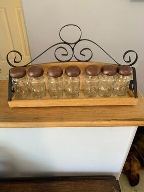 Wood & Metal Spice Rack with 7 Glass Jars - Brown Lids